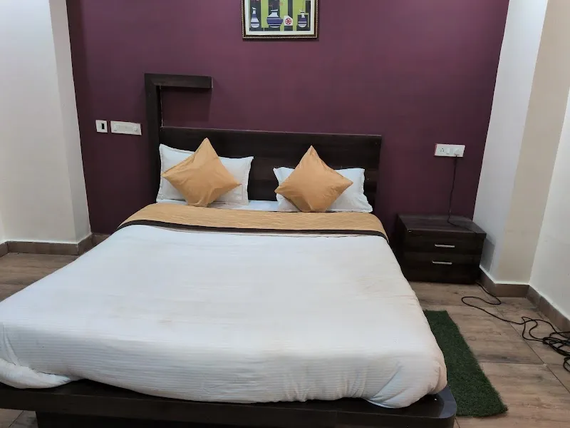 HOTEL H GRAND