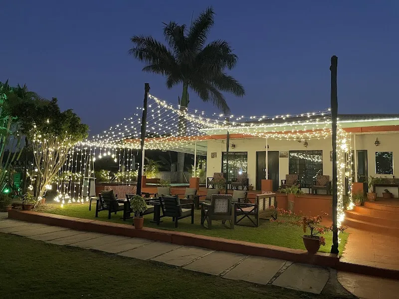Ambi Farms: Pool Villa & Garden Retreat in Bhopal