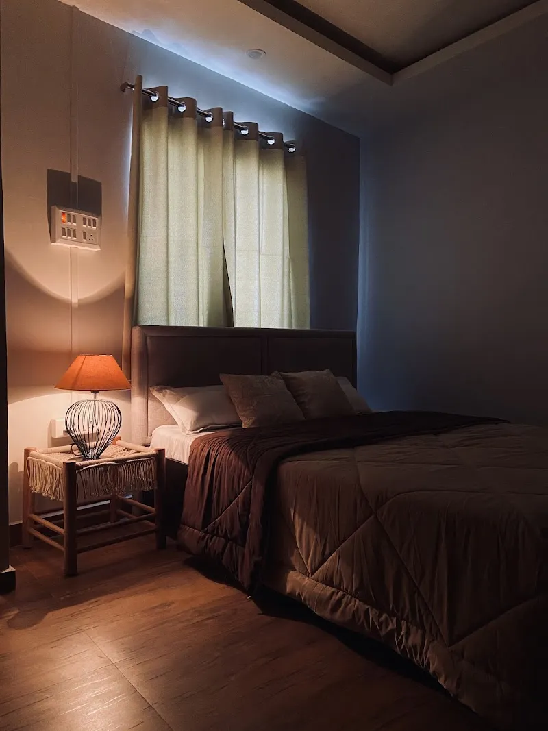 Sunset Homes : A luxurious studio apartment