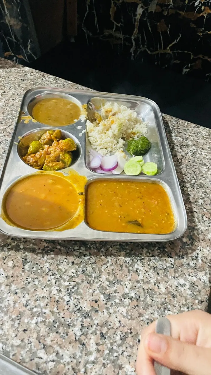 Sukhija Paying Guest House