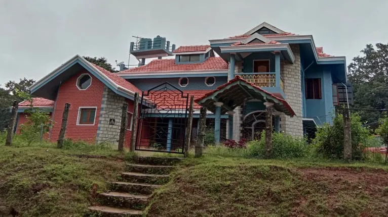 Girimane Homestay