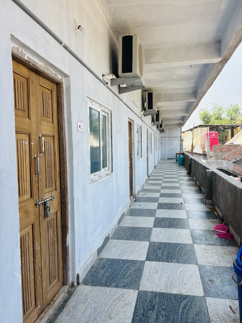 Anil Rooms