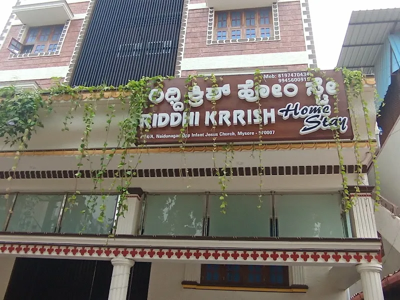 Riddhi Krrish Home Stay
