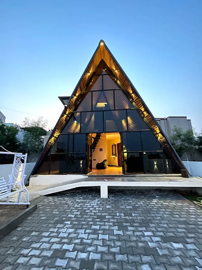 Yaali Resort – Hotel & Villa Stay Near Golden Temple