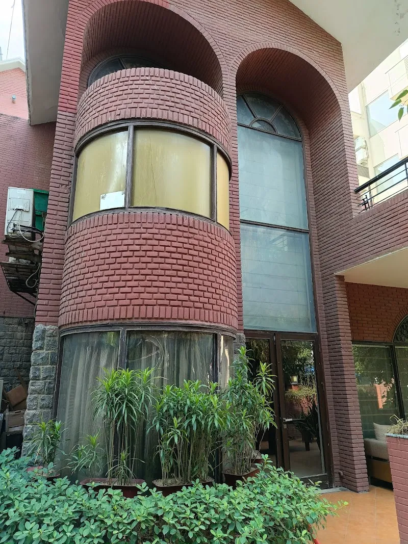 REDBRICK HOME BY EARTHAA ESCAPES
