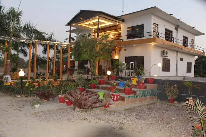 Anand Homestay