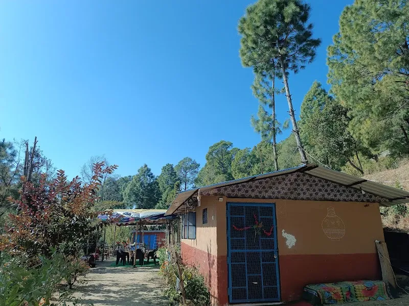 11 GAON MUDHOUSE HOMESTAY
