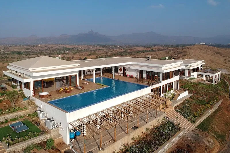 StayVista at Sunset on the Lake - Igatpuri | Premium Villa with Pool