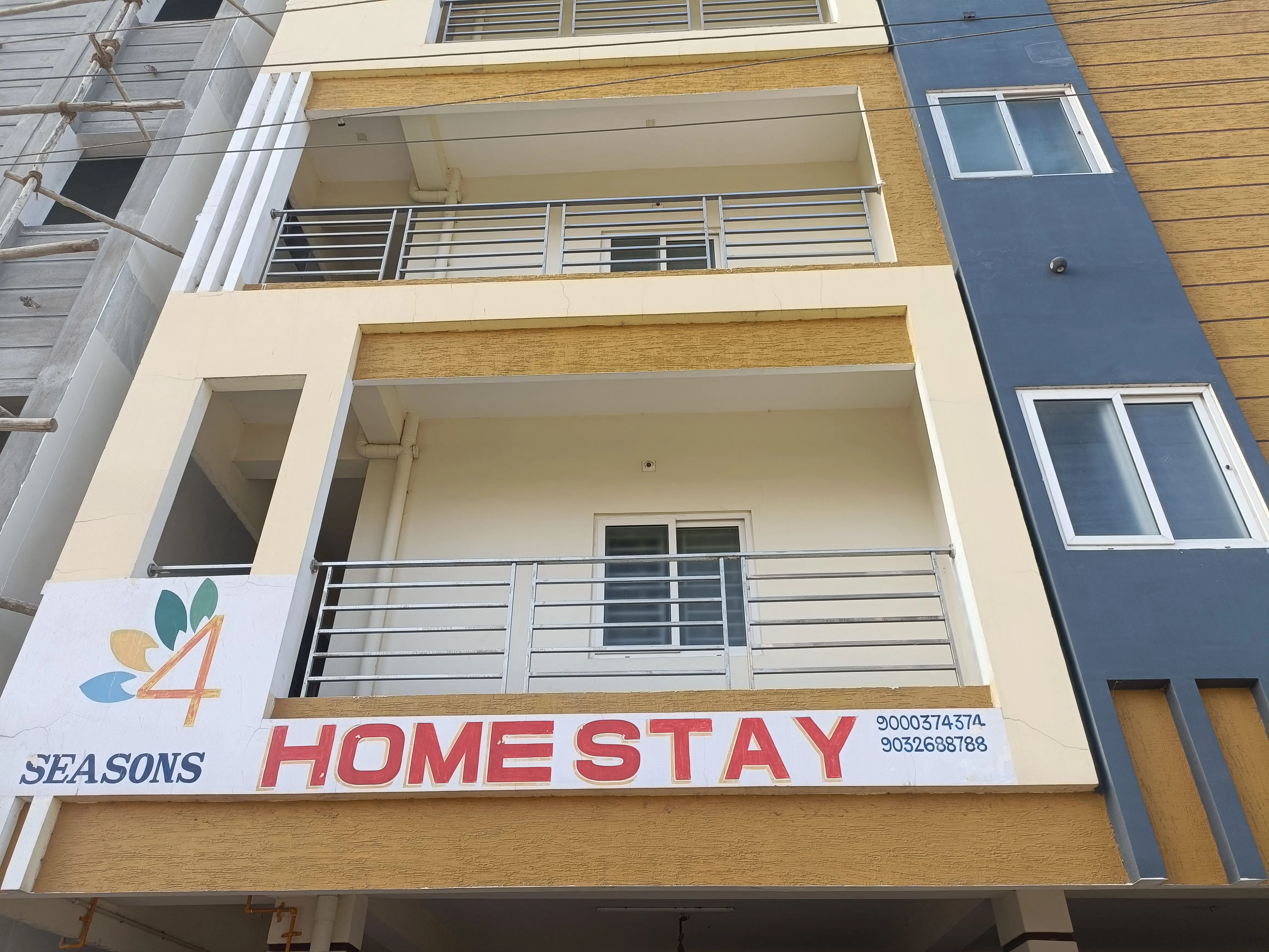 Four Seasons Homestay
