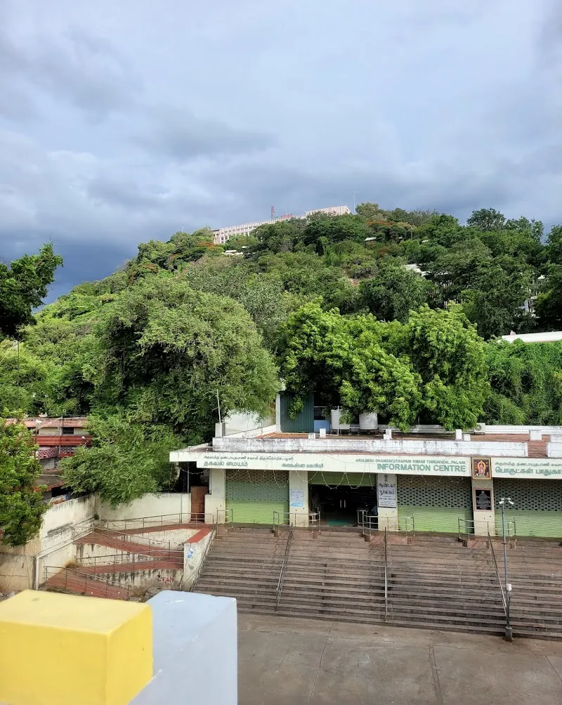 Palliyarai garden - room & lodge - Palani