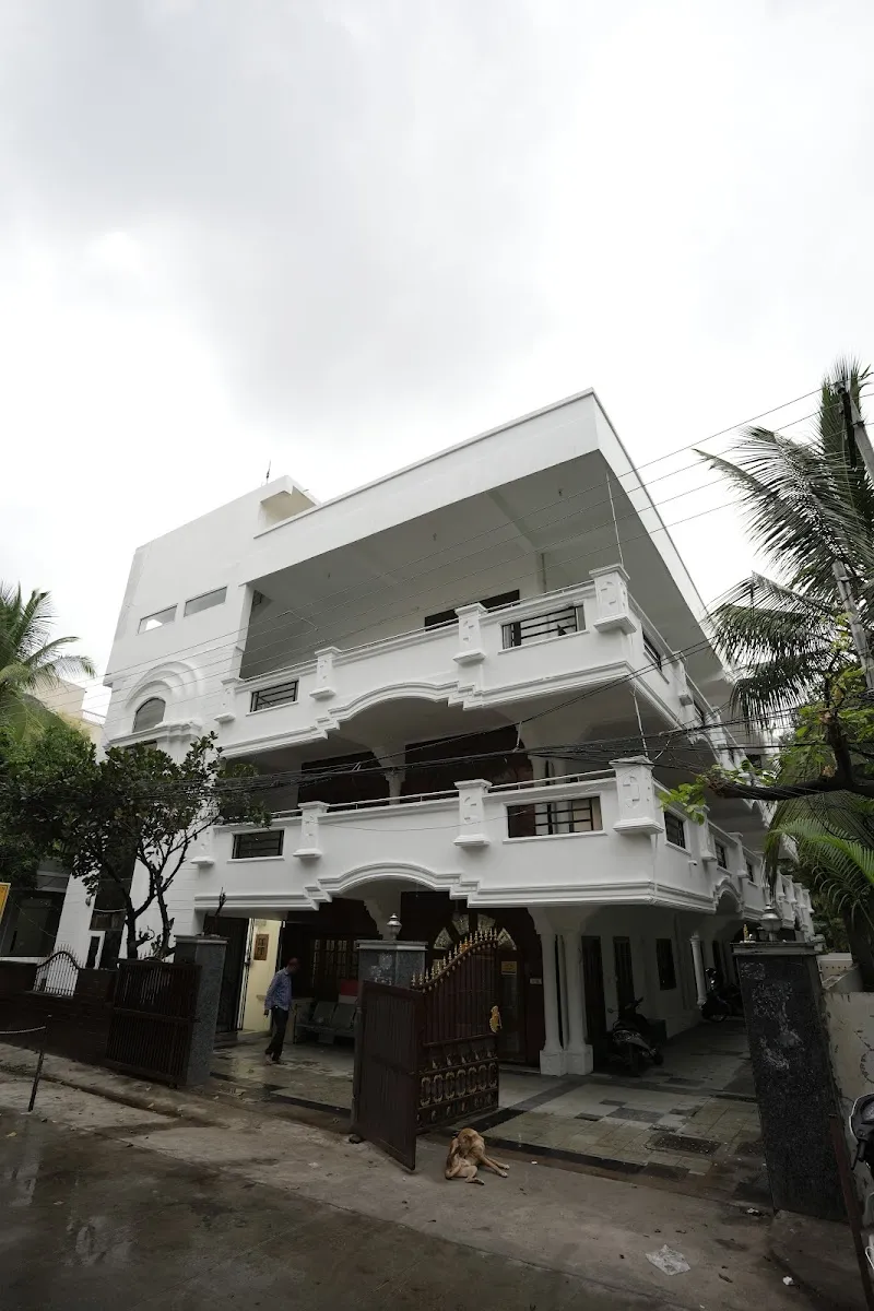 Eisha Guest House