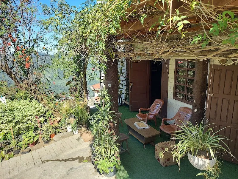 GIFTLAND HOMESTAY