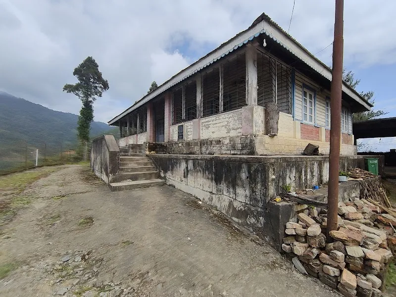 Tourist Lodge