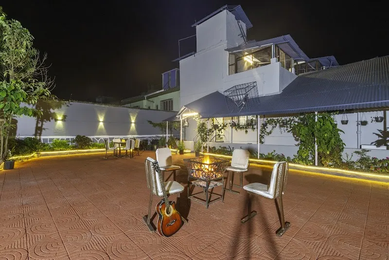 Woodside Villa