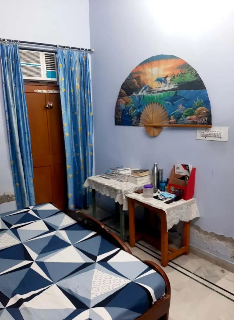 Jai Maa Paying Guest("A Women Home-Stay Ease n Comfort")