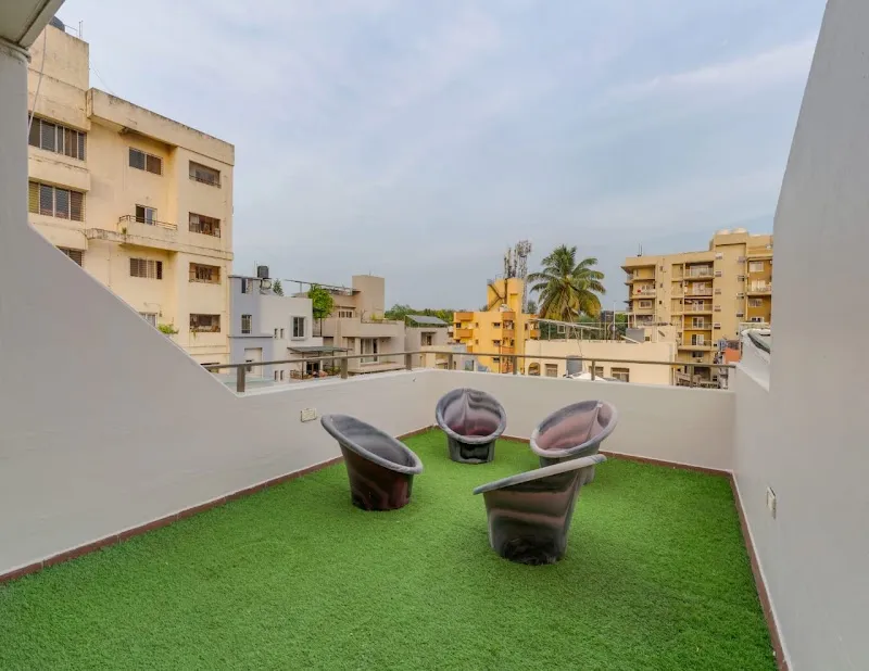 Giriraj Homestay 3BHK with driver room