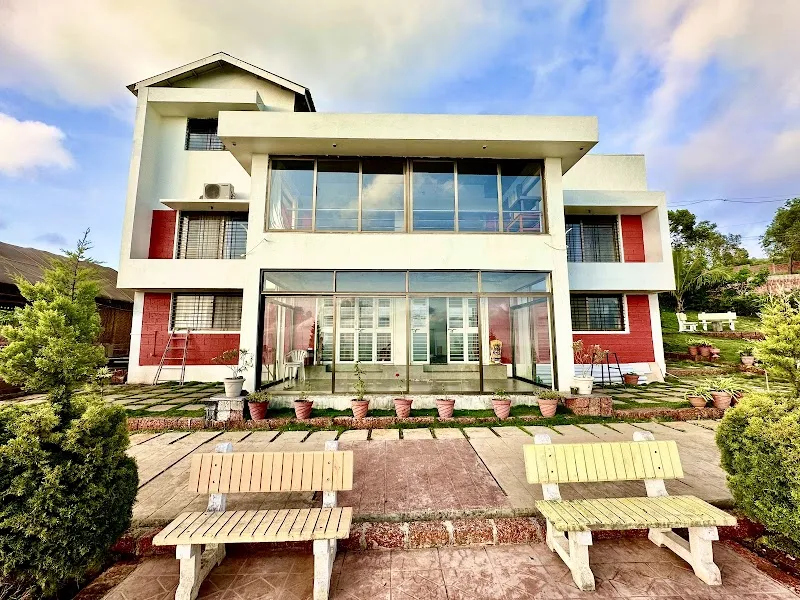 Silent Villa