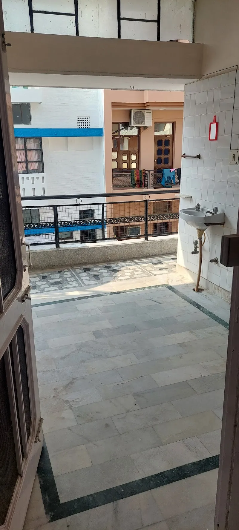 Subhash Chander Arora Homestay