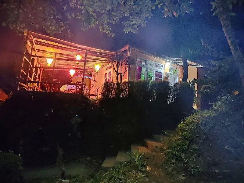 Theeng's Homestay