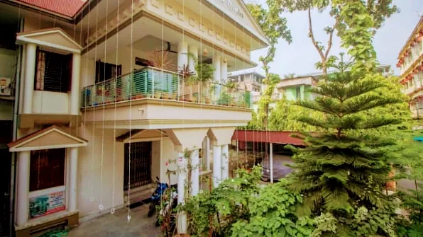Dream Mansion Home Stay