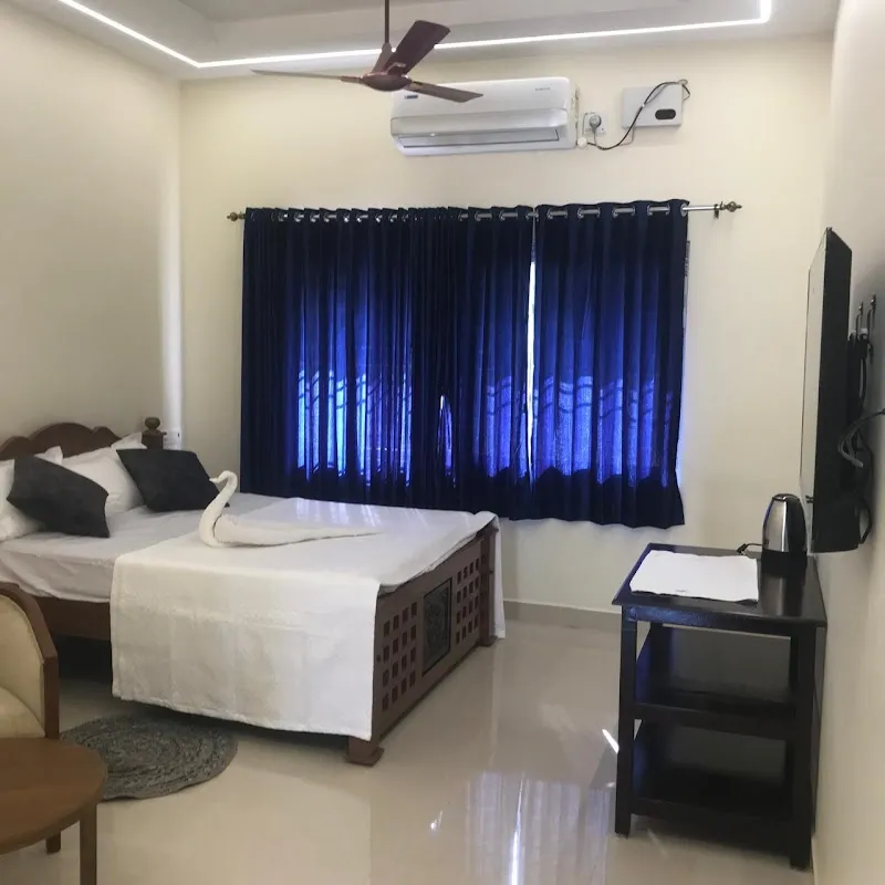 Thulasi Holidays
