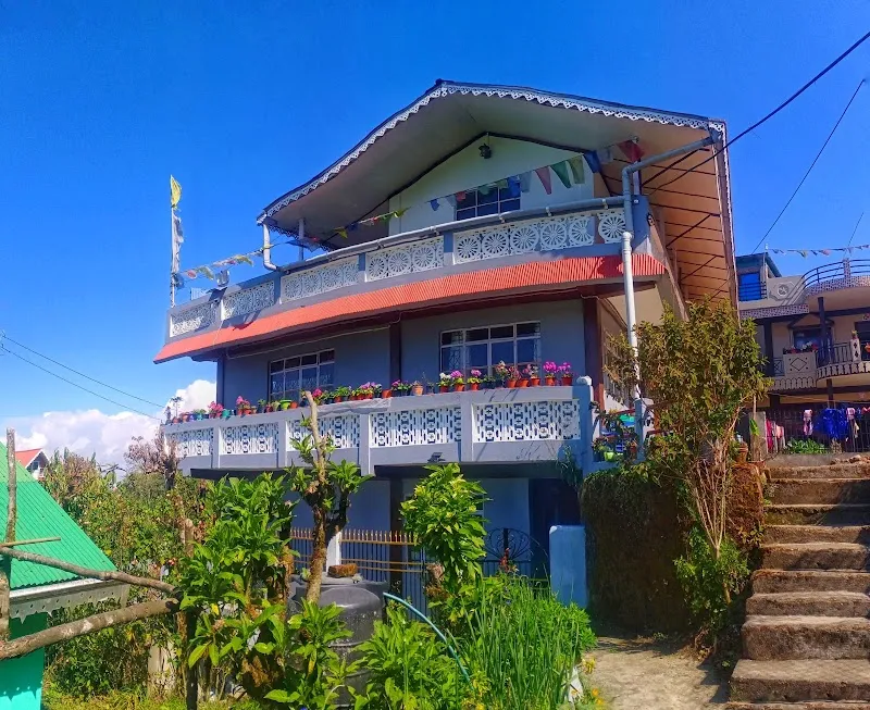 Aakeet Lyang Homestay