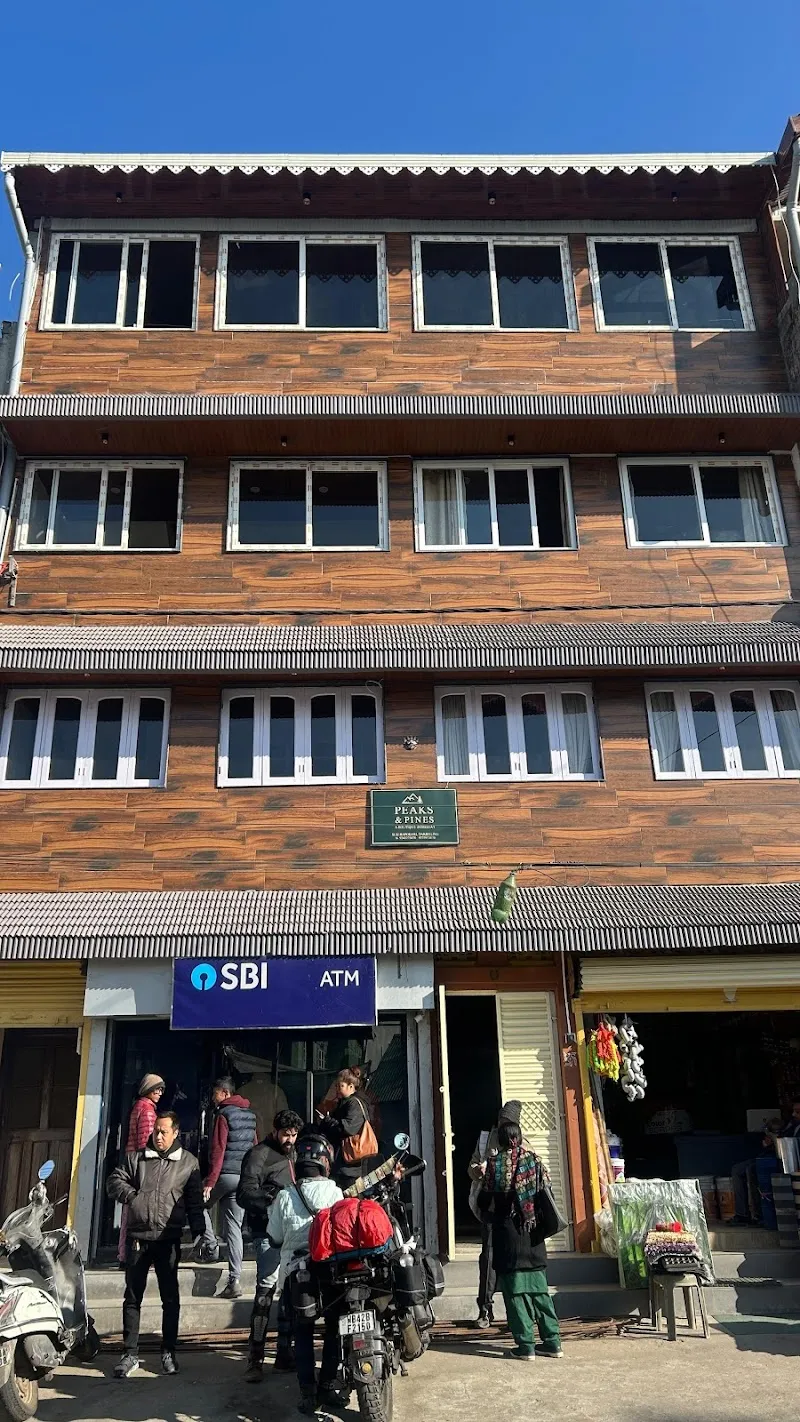 Peaks & Pines - A Boutique Homestay
