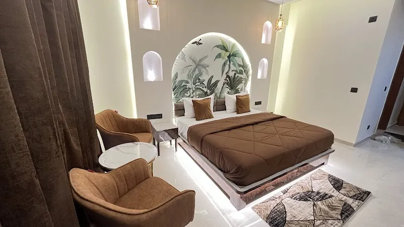 Luxurious Stay