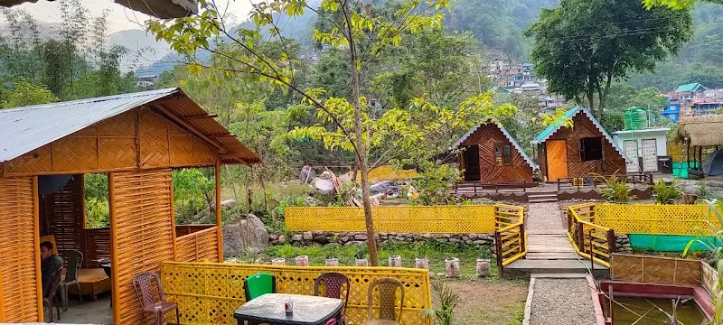 Maṇidhara Home Stay