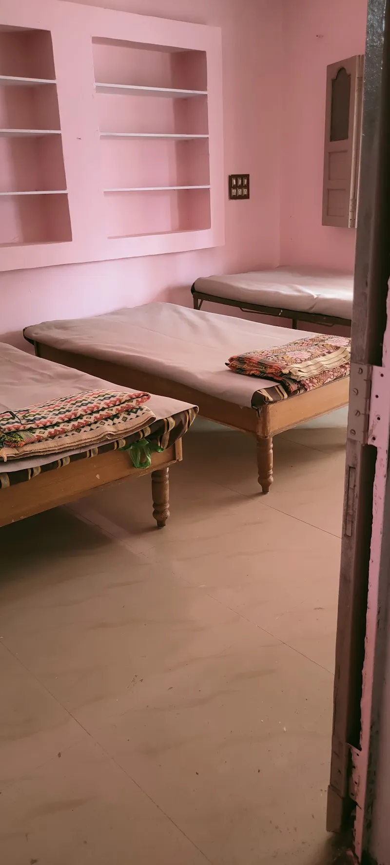 Tourist Comfort Stay Rooms