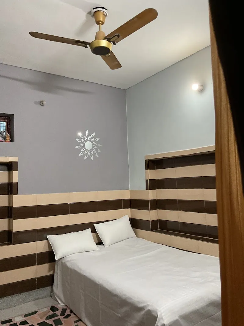 Anushttha Home Stay