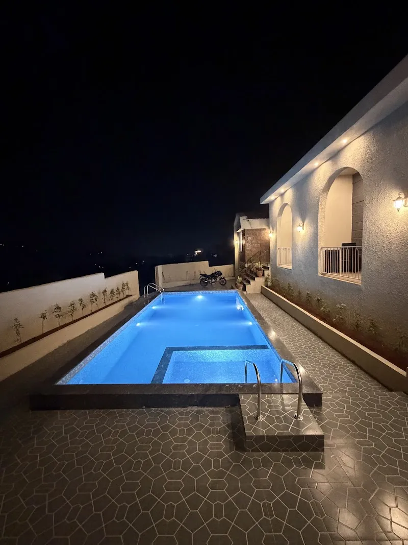 Breeze Resort Panhala