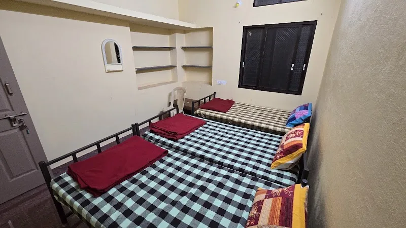 M M Patil Rooms and Rentals