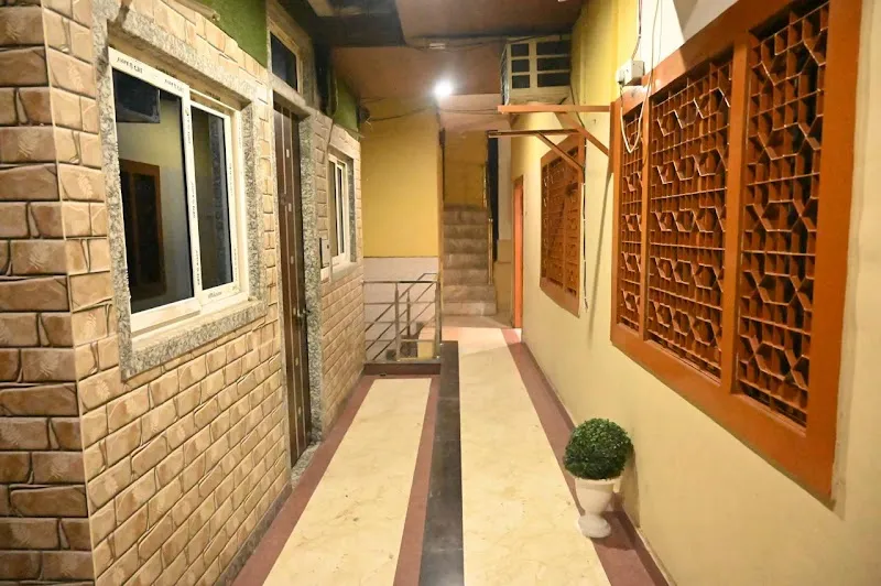 Hotel Vills - Stay in Luxury Guest House
