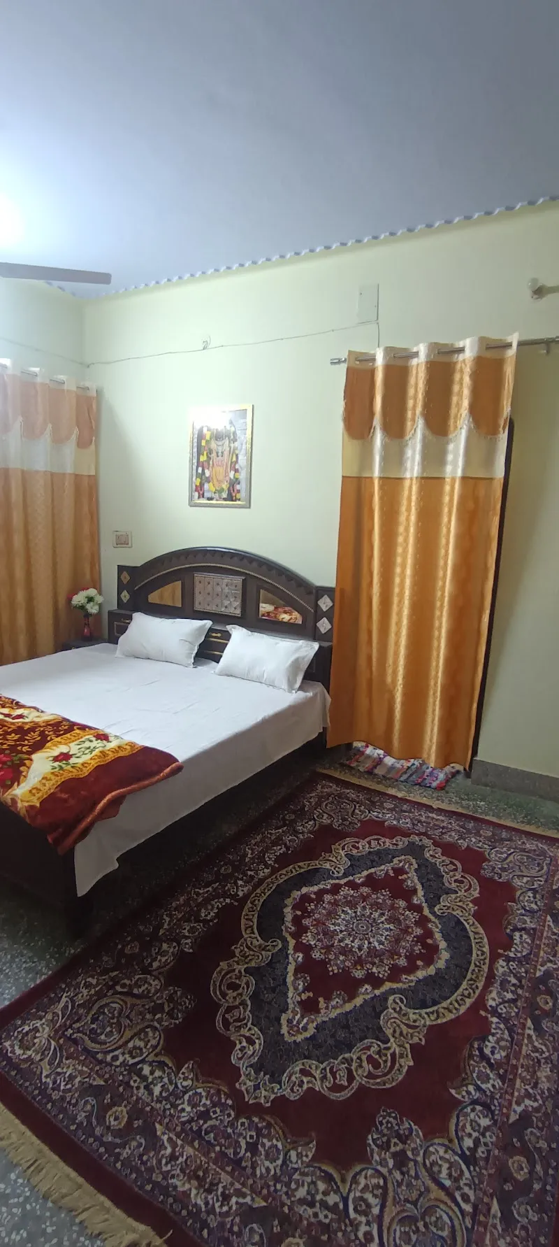Ratan Home Stay