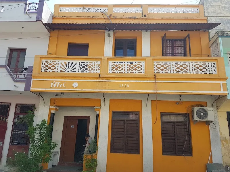 VILLA UMAR HOMESTAY