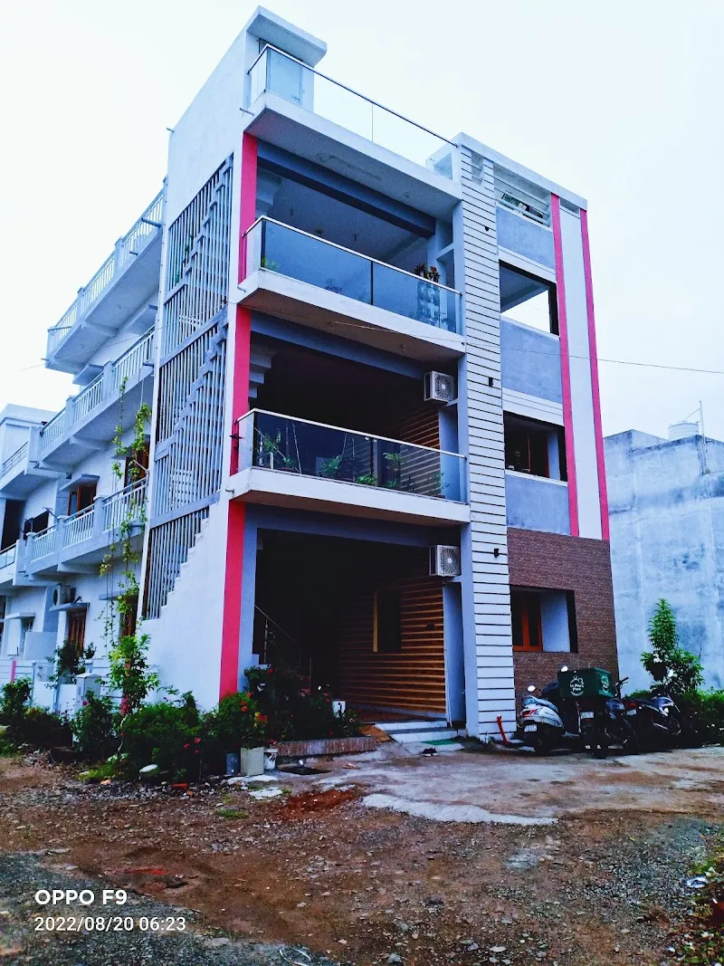 KRISHNA HOME STAY🏠