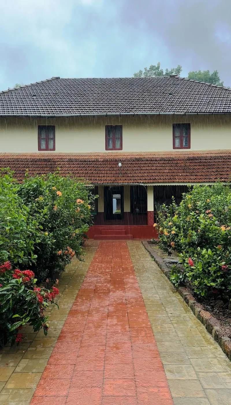 HaleMane Estate