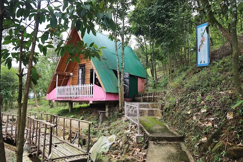 Hillside Highway Cottages
