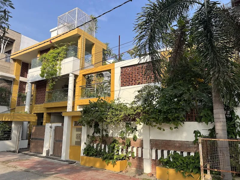 GREEN HOME STAY