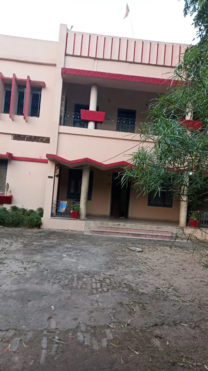 Seven Star Boys Hostel
