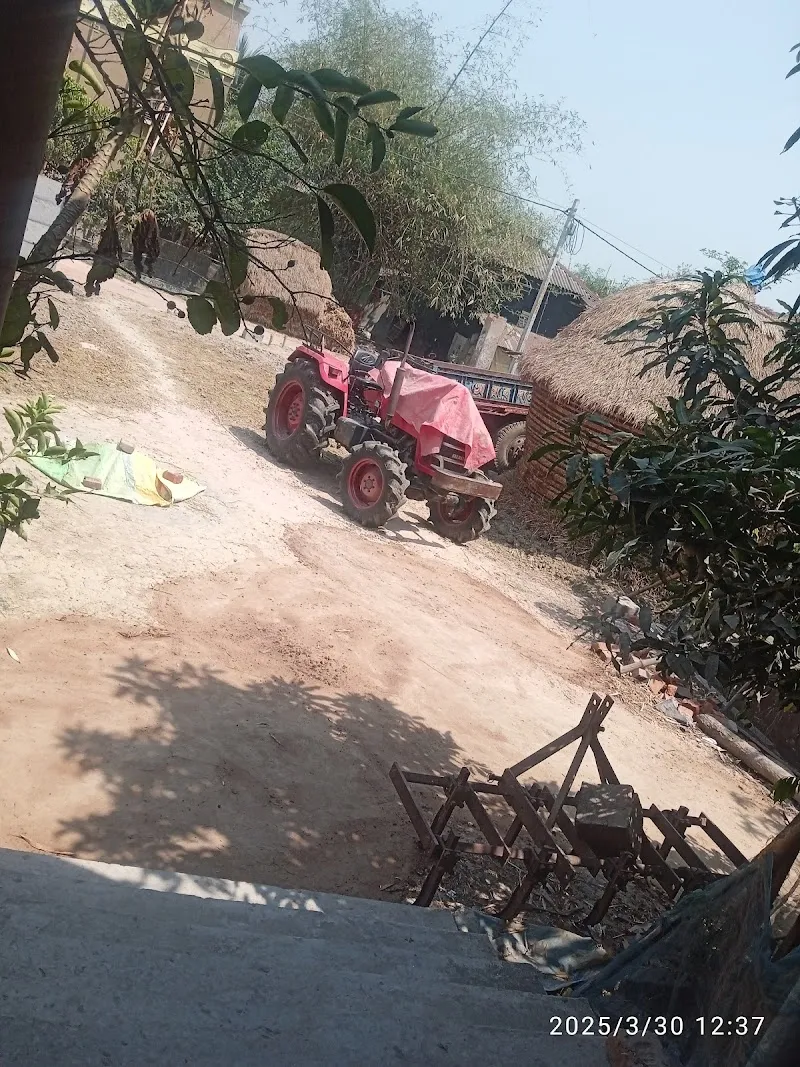 Makhan mondal house