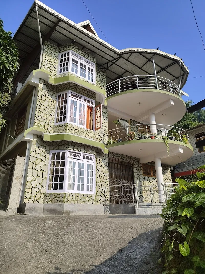 Miltonia Homestay
