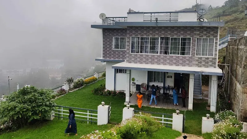 GURU VELA HOMESTAY