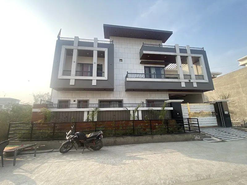 CHUGH VILLA