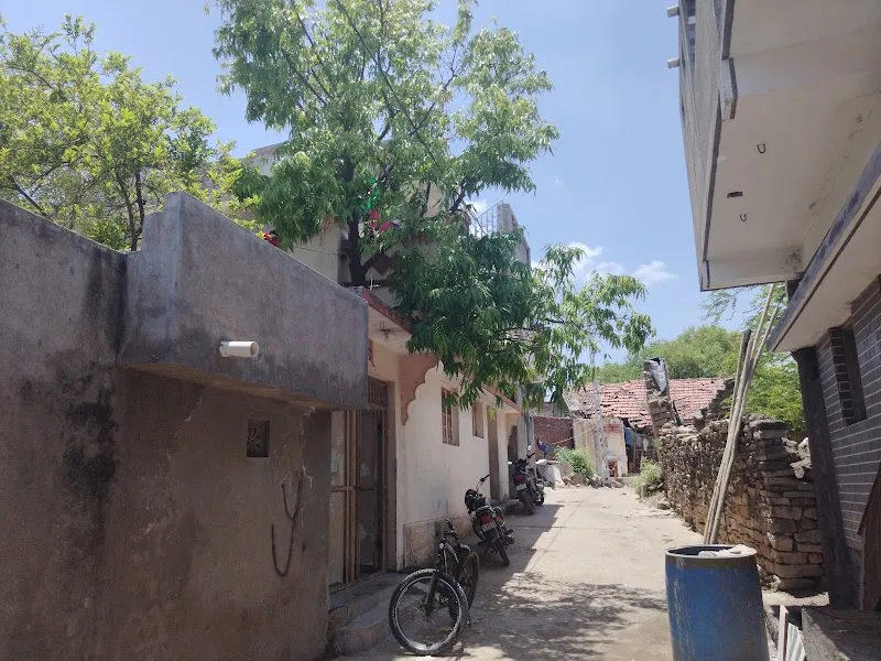 Yuvraj Guest House