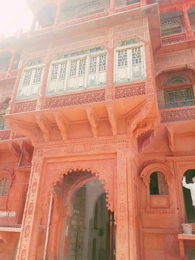 Hotel Red King