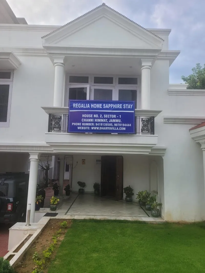 Regalia Home Sapphire Stay