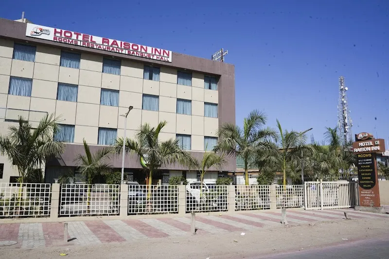 Hotel Raison Inn