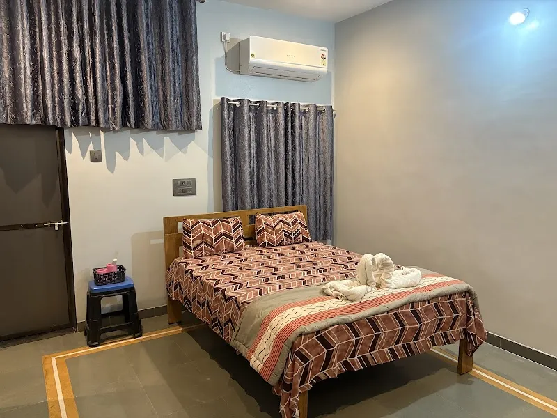 Omkar Homestay Walawal